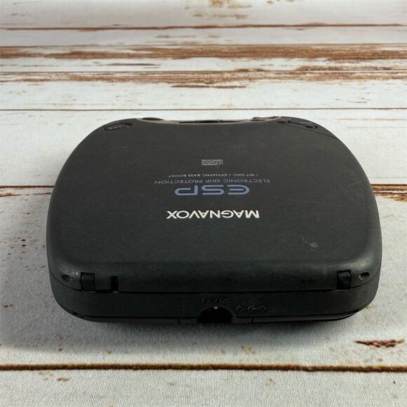 Magnavox ESP Portable CD Player Black with Skip Protection - Picture 4 of 6